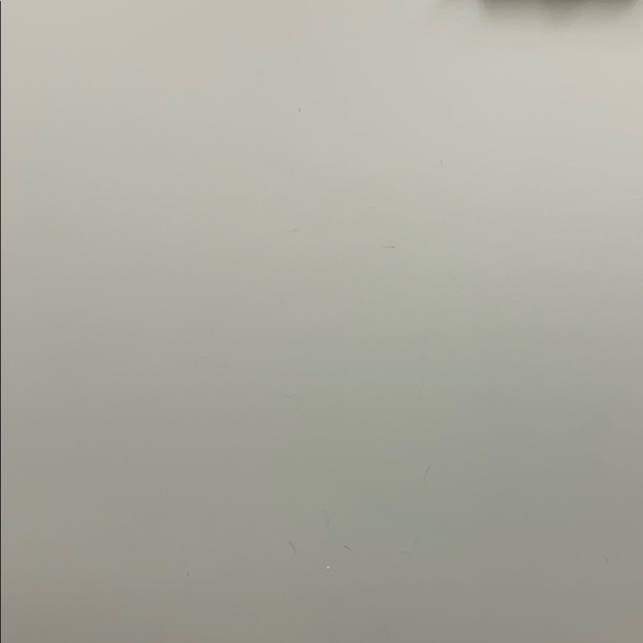 Meet your Posher, Amy - Picture 1 of 1